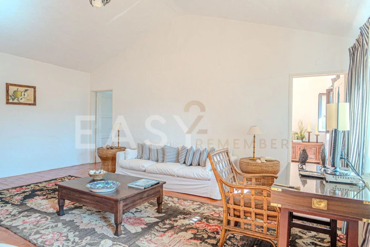 Moradia T7 para Venda em Guia Foto 50