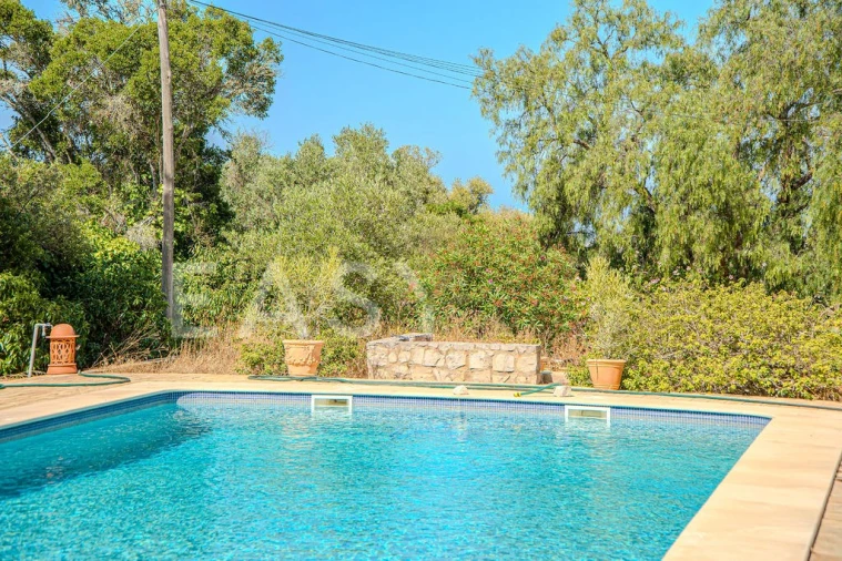 Moradia T7 para Venda em Guia Foto 106