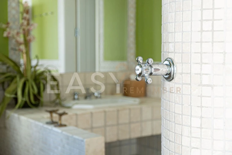 Moradia T7 para Venda em Guia Foto 109