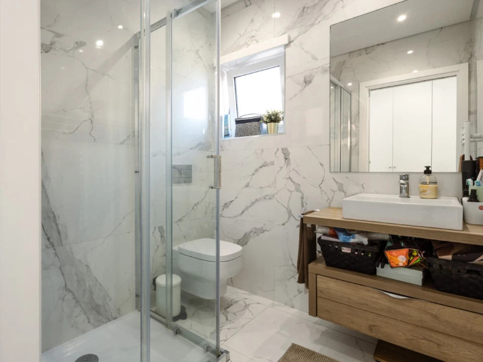 Apartamento T3 para Venda em Tavarede Foto 6