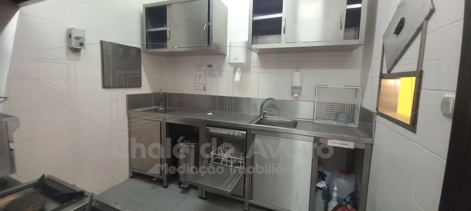 Negócio para Venda em Recardães e Espinhel Foto 13