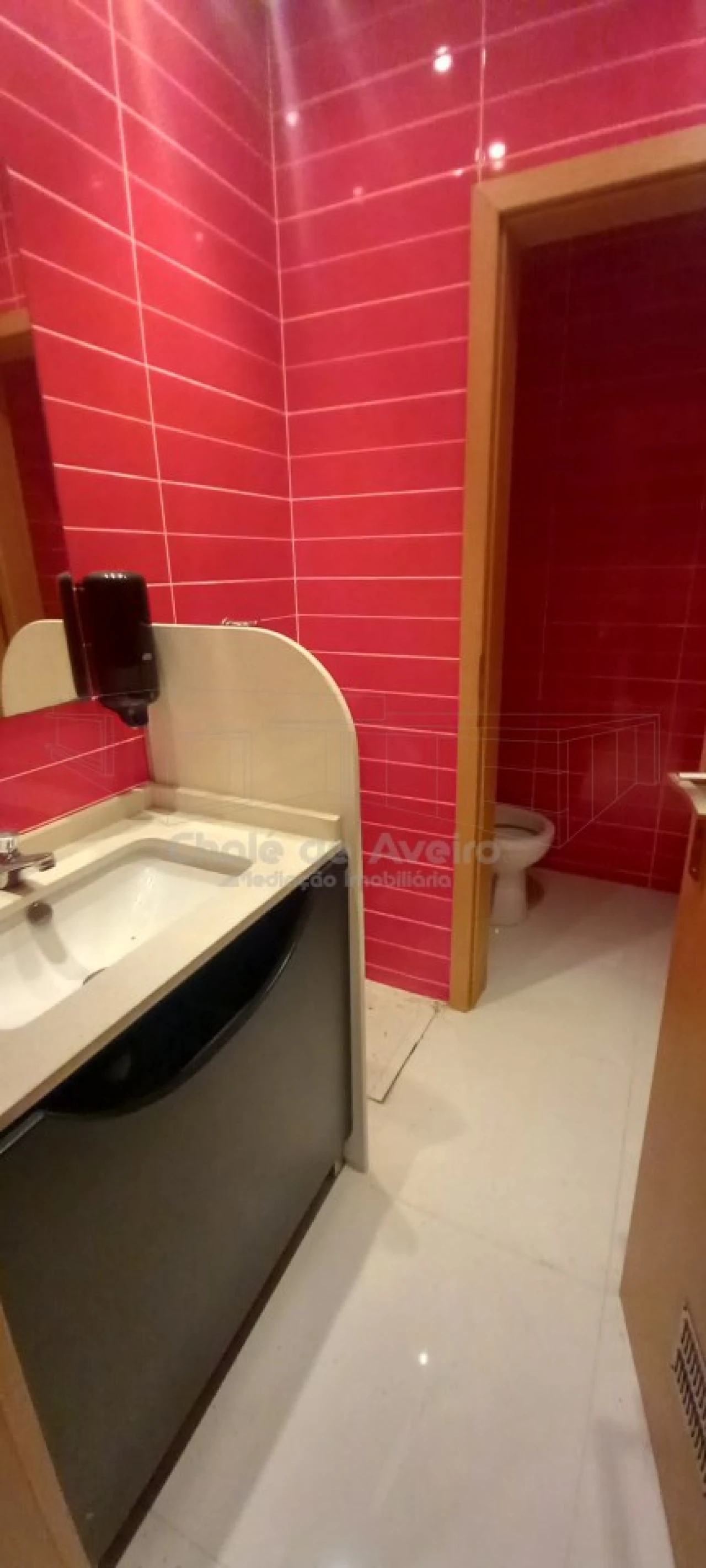 Negócio para Venda em Recardães e Espinhel Foto 19