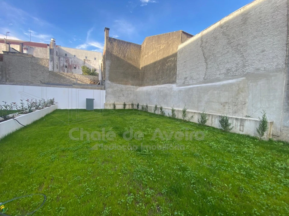 Apartamento T1 para Venda em Glória e Vera Cruz Foto 20