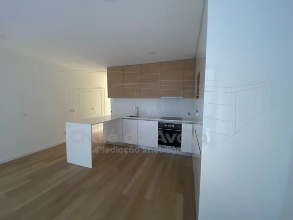 Apartamento T1 para Venda em Glória e Vera Cruz Foto 3