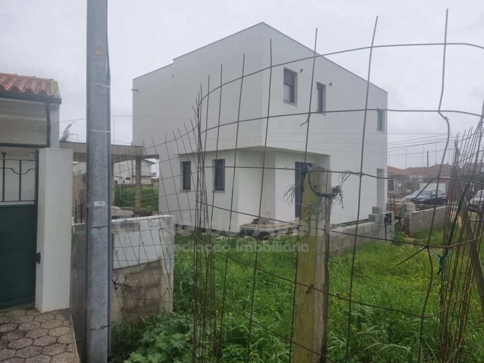 Moradia T3 para Venda em Gafanha da Nazaré Foto 2