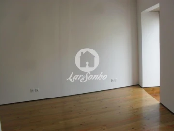 Prédio para Venda em Póvoa de Varzim, Beiriz e Argivai