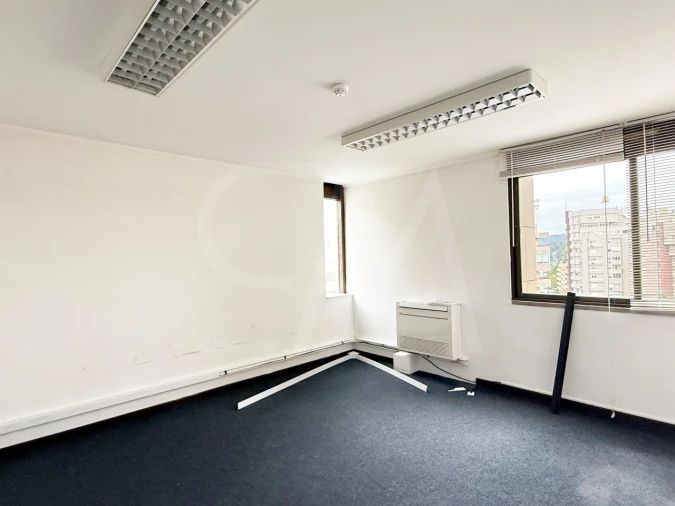 Escritório para Arrendamento em Algés, Linda-A-Velha e Cruz Quebrada-Dafundo Foto 4