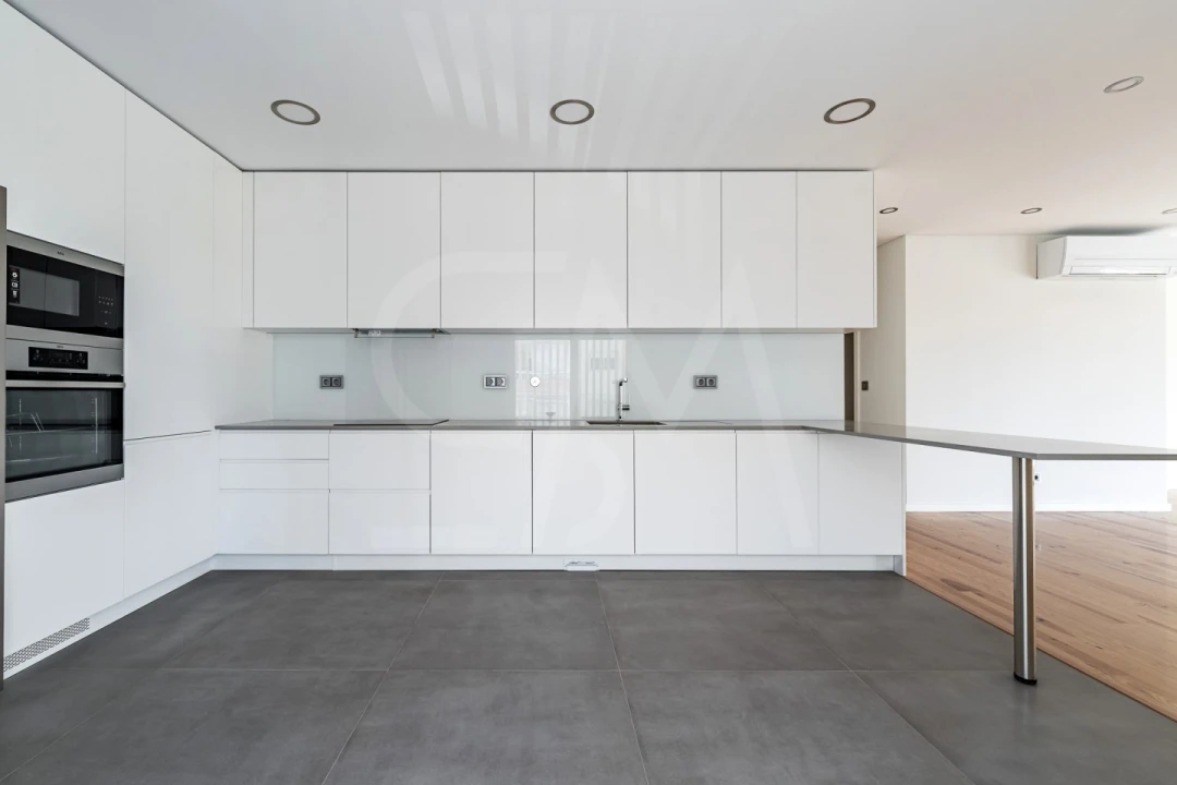 Apartamento T4 para Venda em Cascais e Estoril Foto 8