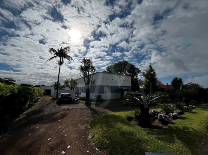 Moradia T5 para Venda em Ponta Delgada (São Sebastião) Foto 55