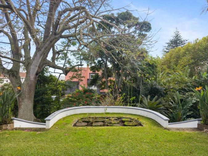 Moradia T5 para Venda em Ponta Delgada (São Sebastião) Foto 2