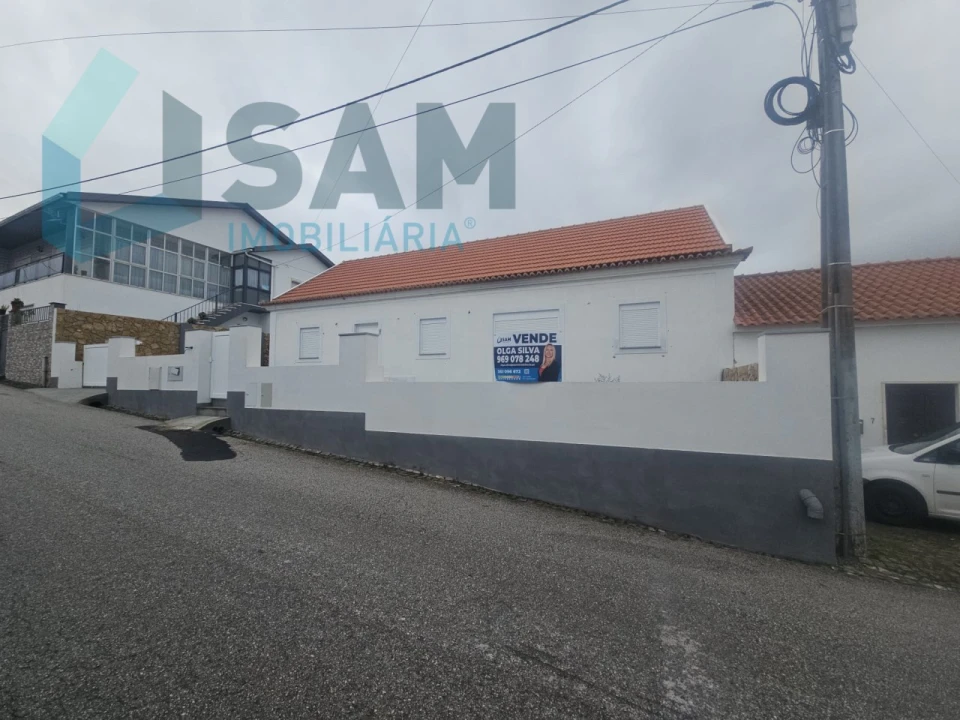 Moradia T2 para Venda em Ventosa Foto 2