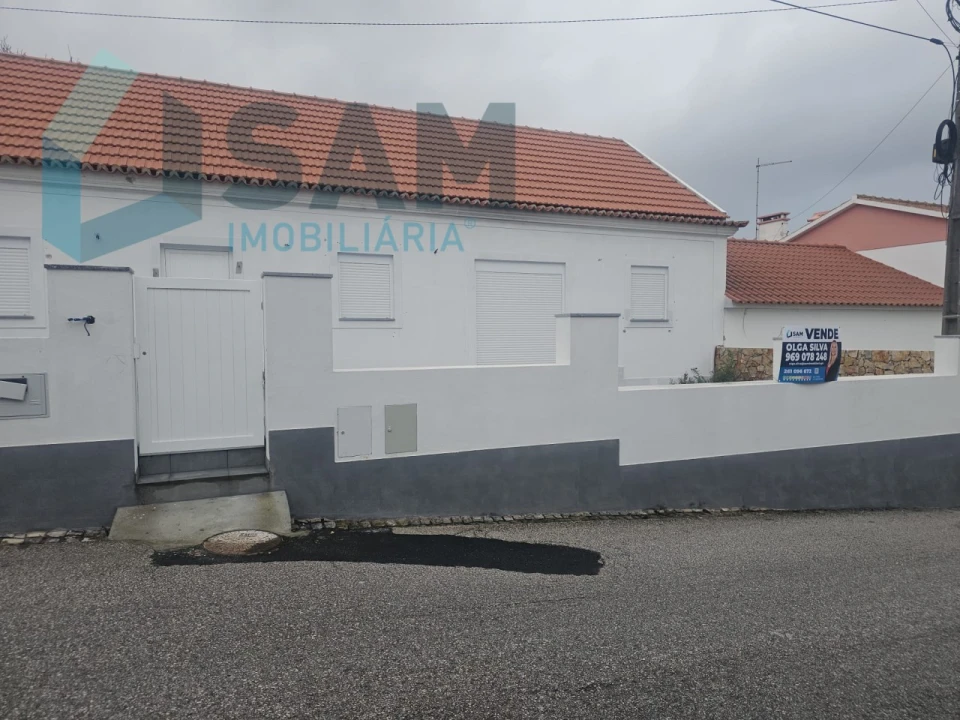 Moradia T2 para Venda em Ventosa Foto 3