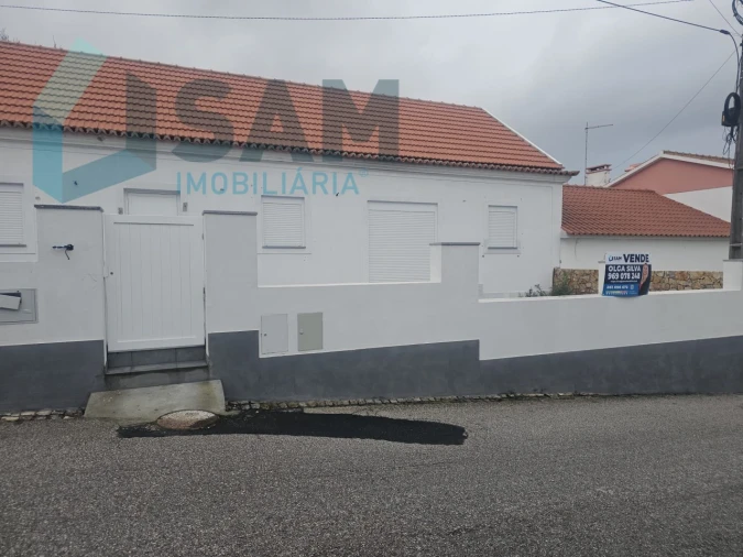 Moradia T2 para Venda em Ventosa Foto 3