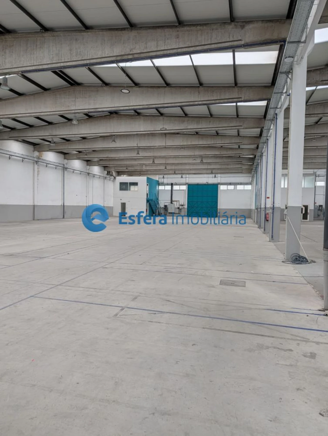 Loja para Arrendamento em Moreira Foto 21