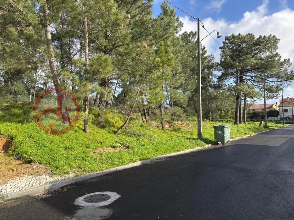 Terreno para Venda em Charneca de Caparica e Sobreda Foto 5