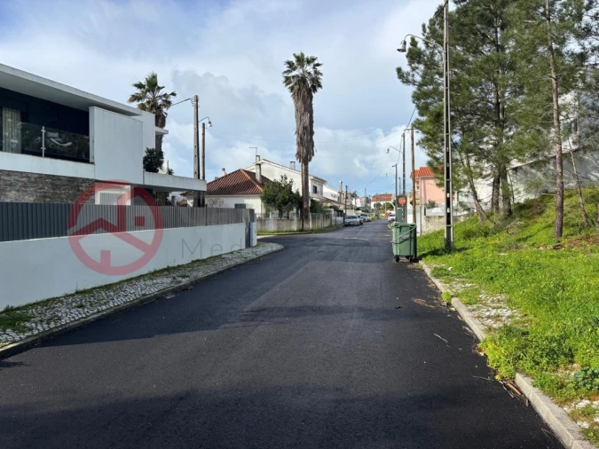 Terreno para Venda em Charneca de Caparica e Sobreda Foto 8