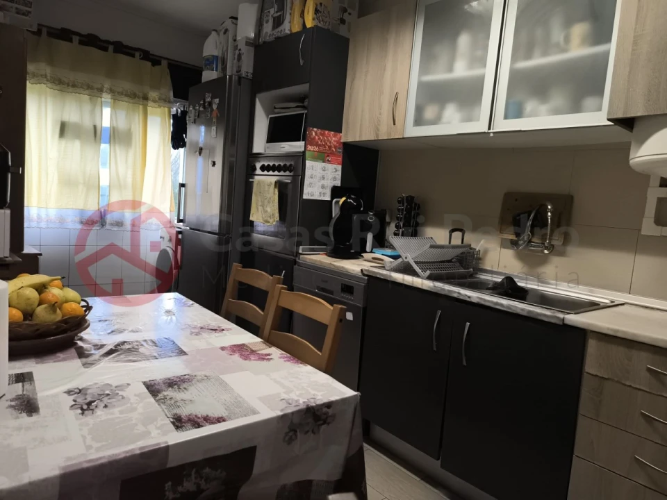 Apartamento T3 para Venda em Seixal, Arrentela e Aldeia de Paio Pires Foto 9