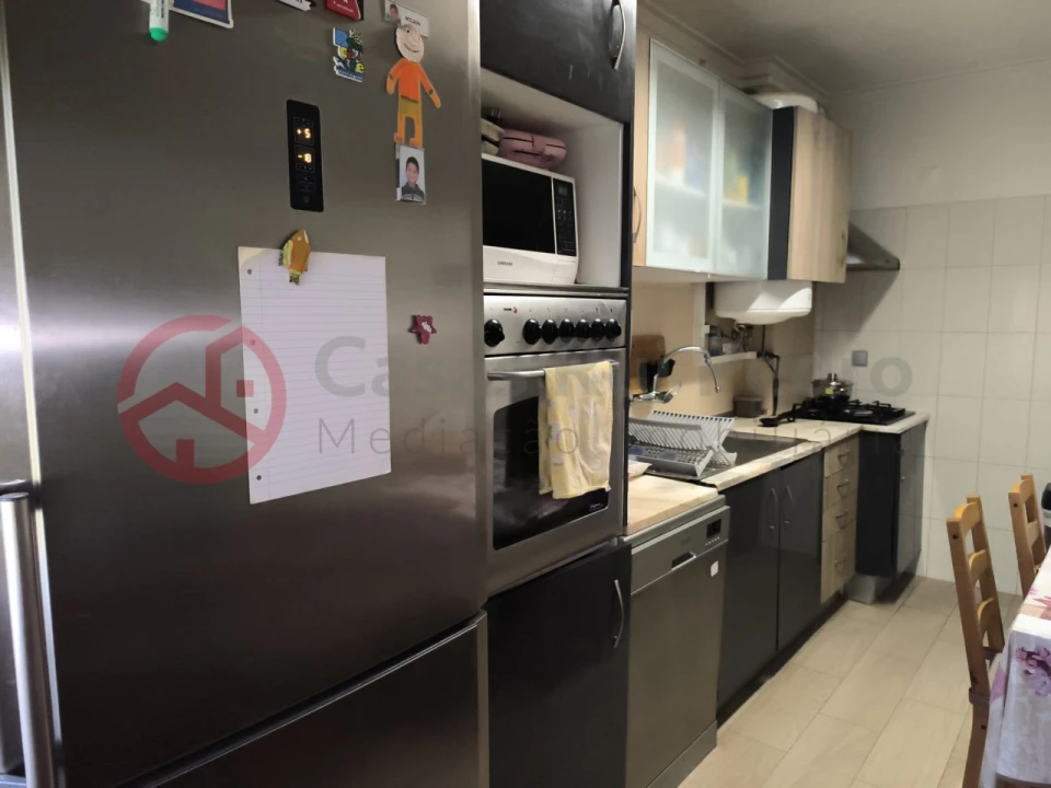 Apartamento T3 para Venda em Seixal, Arrentela e Aldeia de Paio Pires Foto 10