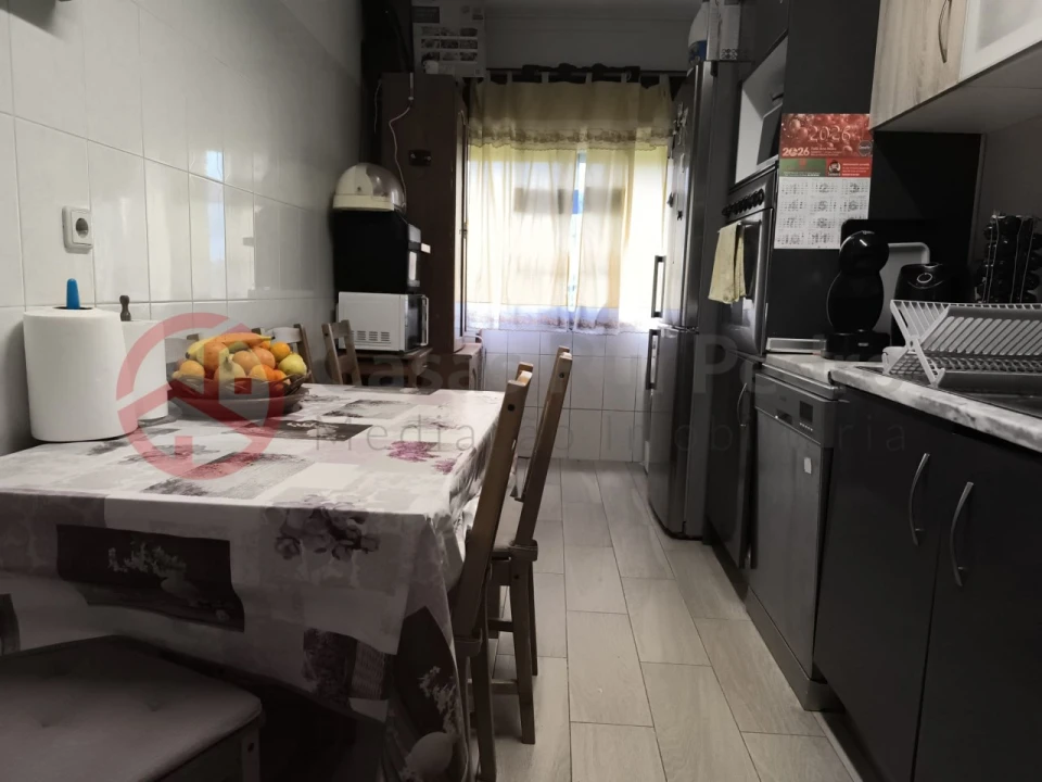 Apartamento T3 para Venda em Seixal, Arrentela e Aldeia de Paio Pires Foto 13