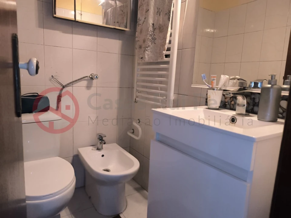 Apartamento T3 para Venda em Seixal, Arrentela e Aldeia de Paio Pires Foto 35