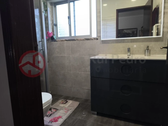 Apartamento T3 para Venda em Seixal, Arrentela e Aldeia de Paio Pires Foto 29