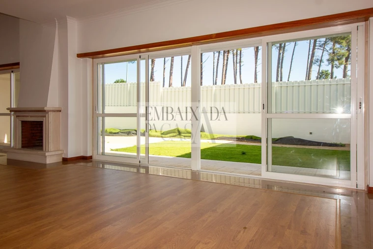 Moradia T4 para Venda em Sesimbra (Castelo) Foto 11