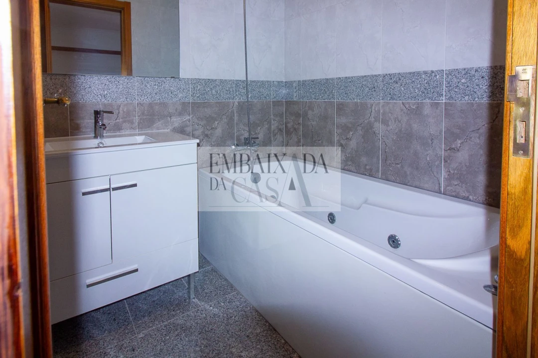 Moradia T4 para Venda em Sesimbra (Castelo) Foto 26