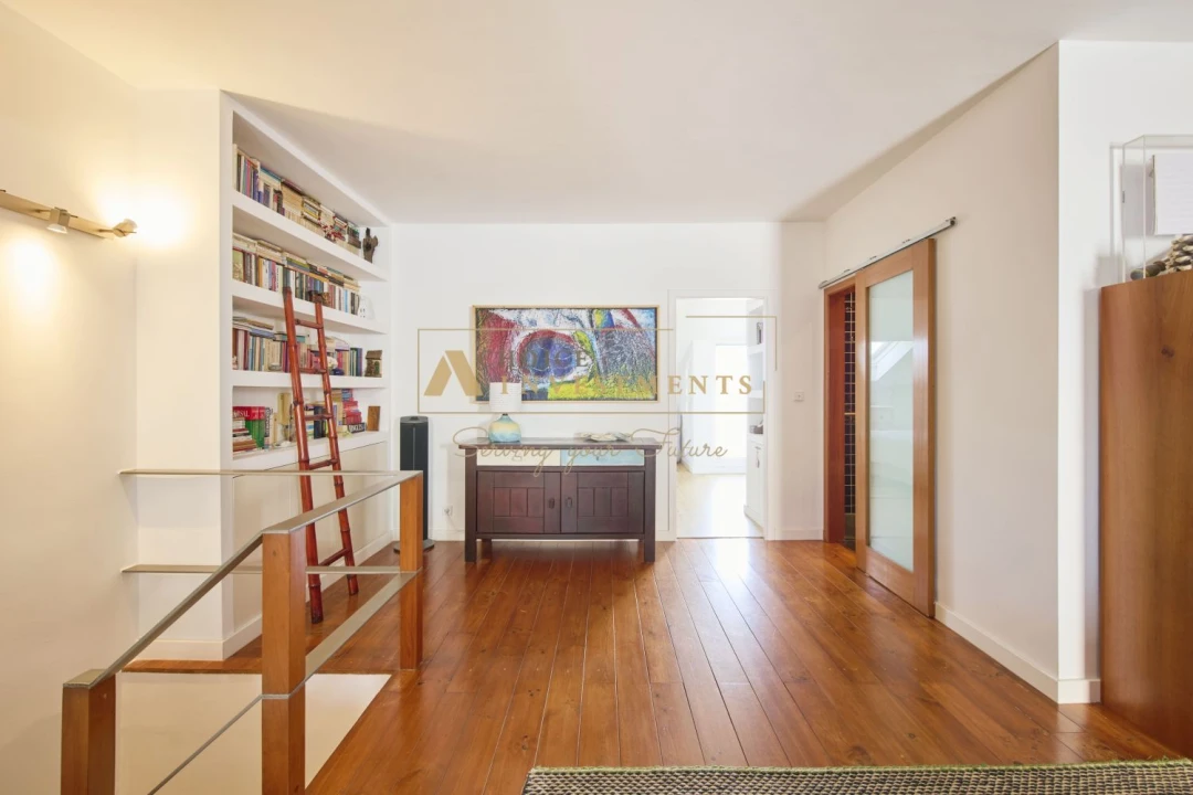 Apartamento T3 para Venda em Carcavelos e Parede Foto 31