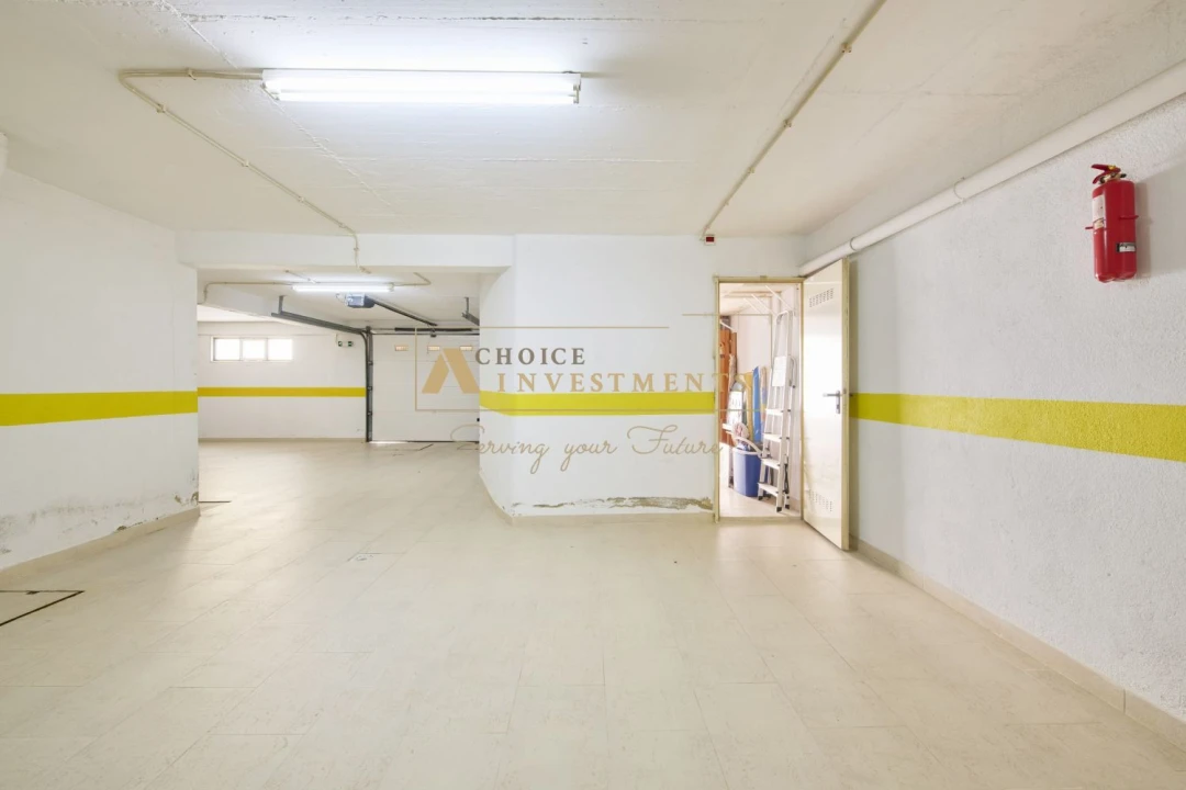 Apartamento T3 para Venda em Carcavelos e Parede Foto 40