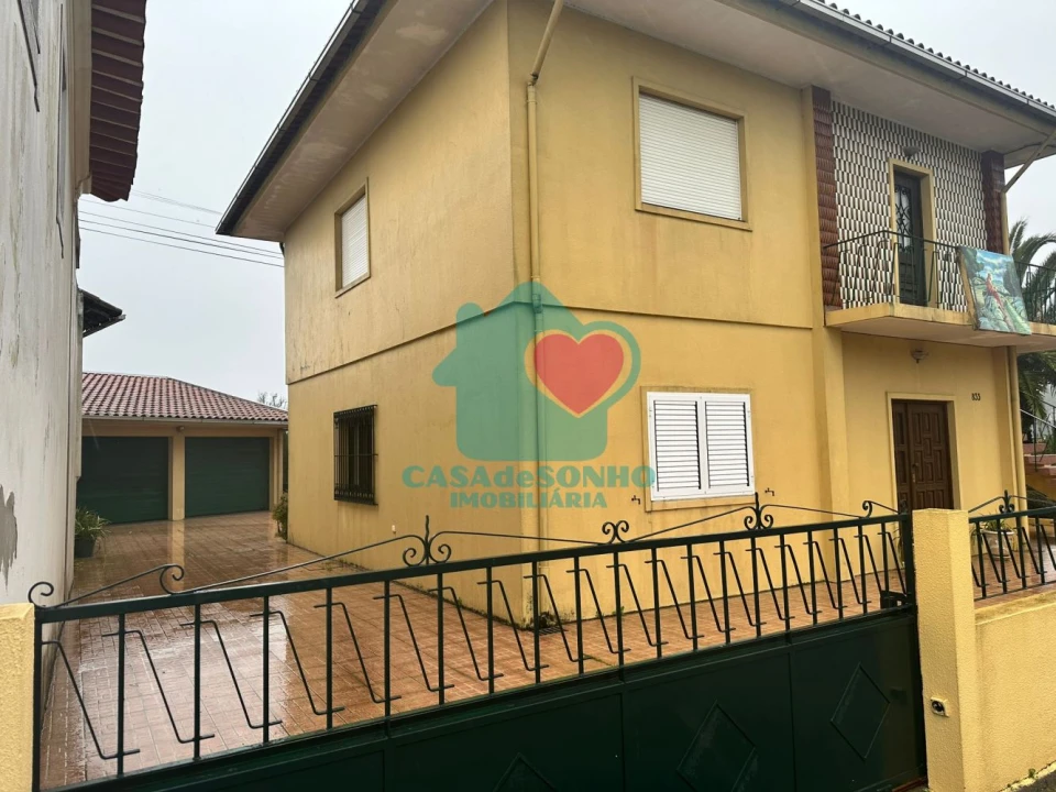 Moradia T3 para Venda em Pinheiro da Bemposta, Travanca e Palmaz Foto 2