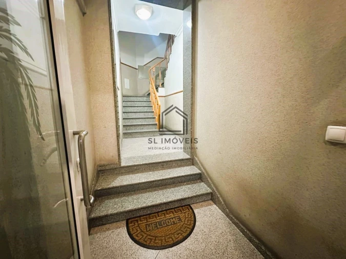 Apartamento T2 para Venda em Quinta do Conde Foto 8