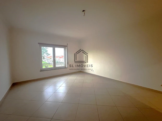 Apartamento T2 para Venda em Quinta do Conde Foto 14
