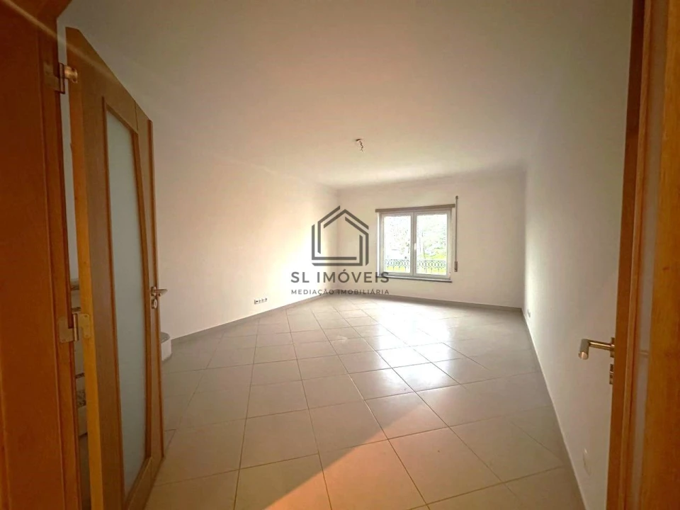 Apartamento T2 para Venda em Quinta do Conde Foto 19