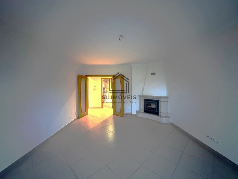 Apartamento T2 para Venda em Quinta do Conde Foto 17