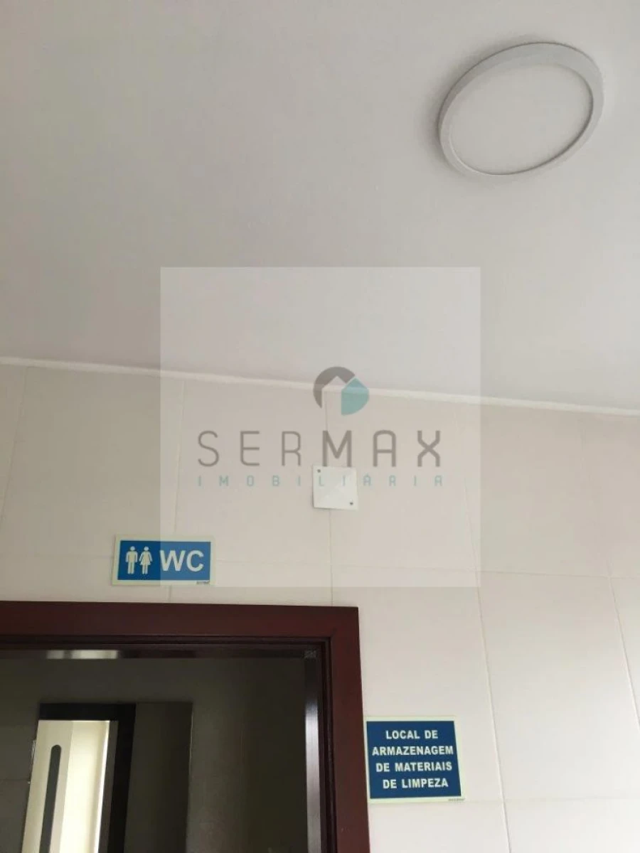 Loja para Arrendamento em Cedofeita, Santo Ildefonso, Sé, Miragaia, São Nicolau e Vitória Foto 6