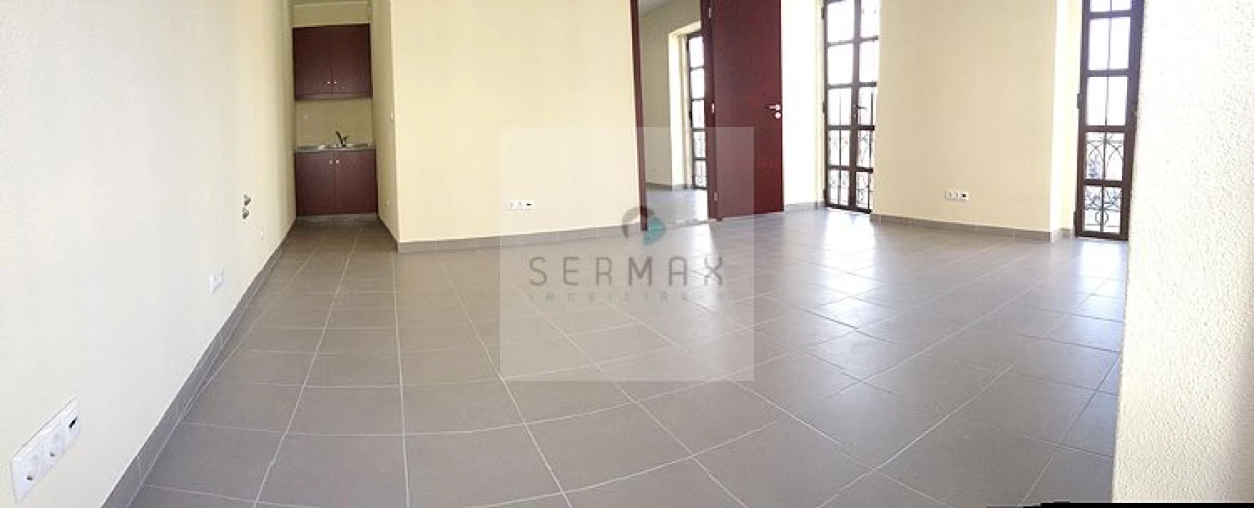 Loja para Arrendamento em Cedofeita, Santo Ildefonso, Sé, Miragaia, São Nicolau e Vitória Foto 5