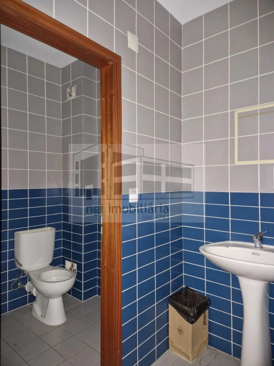 Loja para Arrendamento em Alverca do Ribatejo e Sobralinho Foto 16