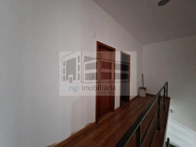 Loja para Arrendamento em Alverca do Ribatejo e Sobralinho Foto 19