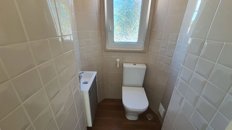 Moradia T6 para Venda em São João Baptista e Santa Maria dos Olivais Foto 25