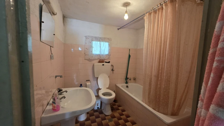 Moradia T2 para Venda em Chãos Foto 33