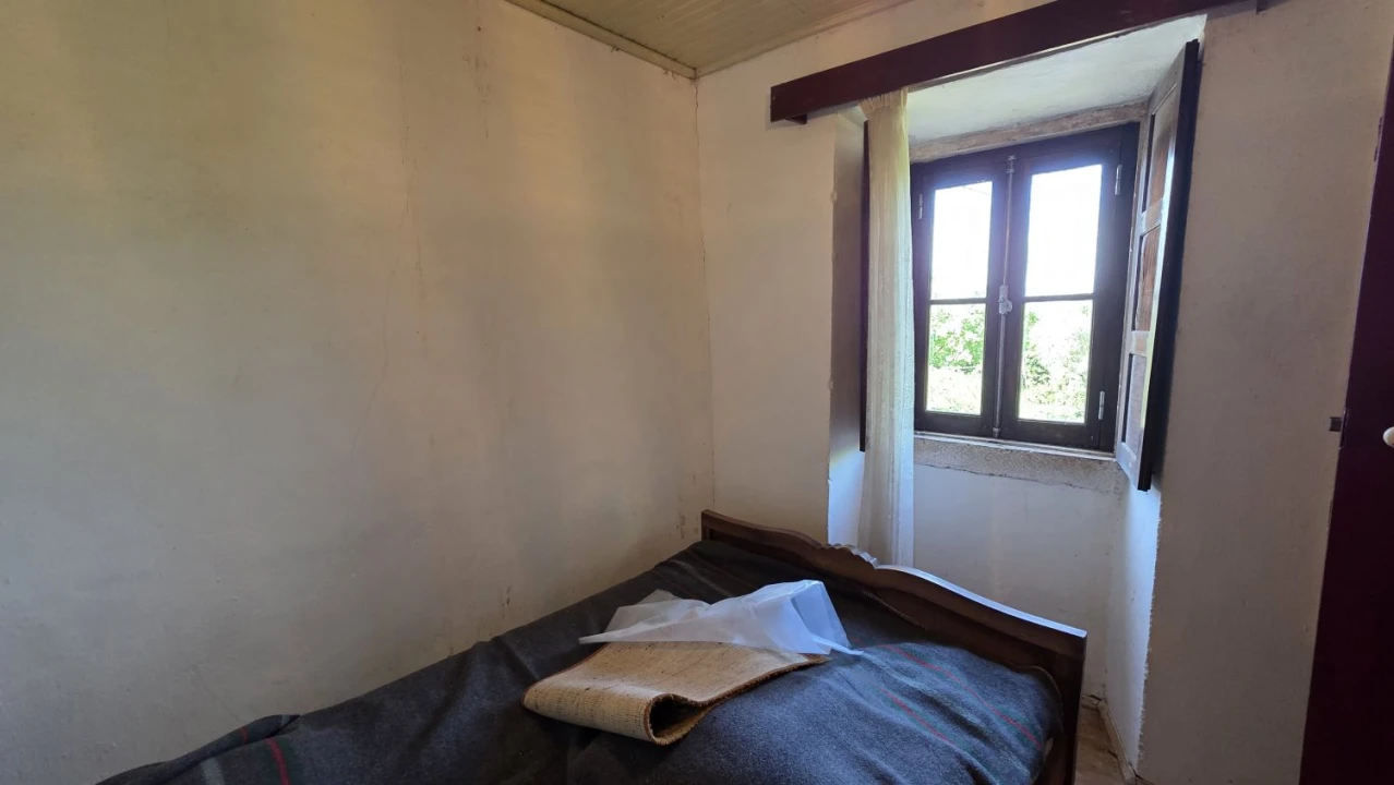 Moradia T2 para Venda em Chãos Foto 43