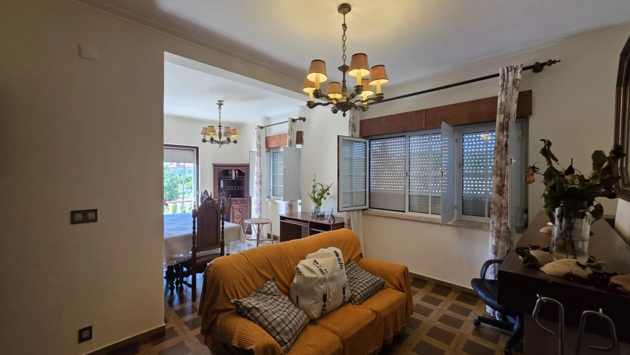 Moradia T4 para Venda em Olalhas Foto 37