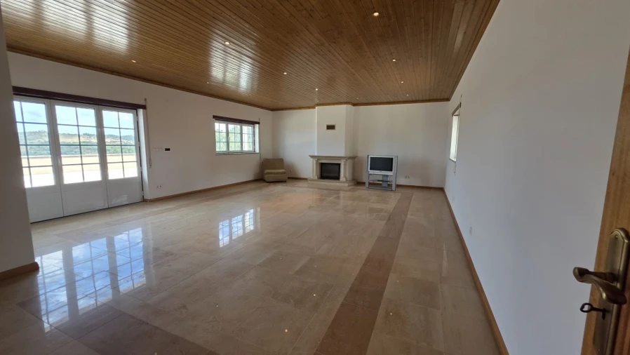 Moradia T3 para Venda em Martinchel Foto 19