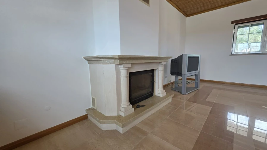 Moradia T3 para Venda em Martinchel Foto 54