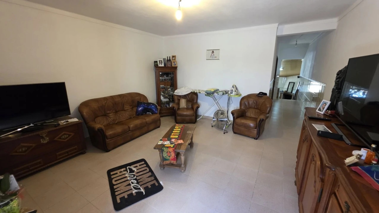 Moradia T2 para Venda em Aguas Belas Foto 14