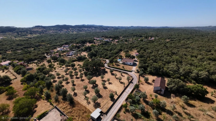 Terreno para Venda em Areias e Pias