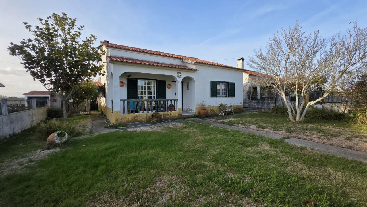 Moradia T3 para Venda em São Pedro de Tomar Foto 1