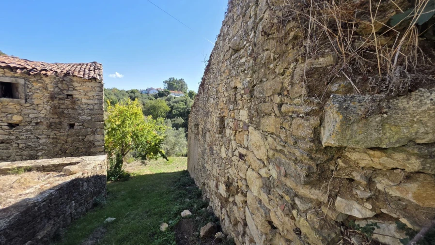 Moradia T3 para Venda em Casais e Alviobeira Foto 32