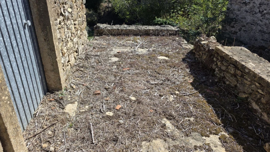 Moradia T3 para Venda em Casais e Alviobeira Foto 4