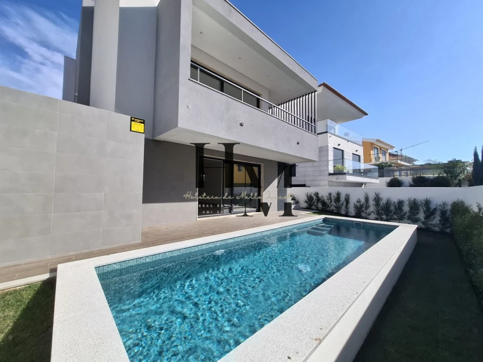 Moradia T5 para Venda em Cascais e Estoril Foto 4